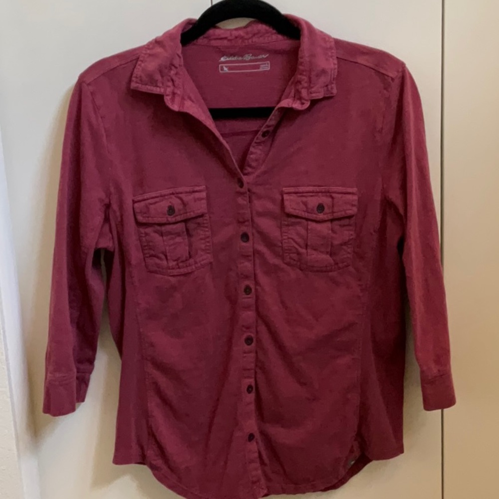 Eddie Bauer Women's Button-Up Shirt in Burgundy, sz L